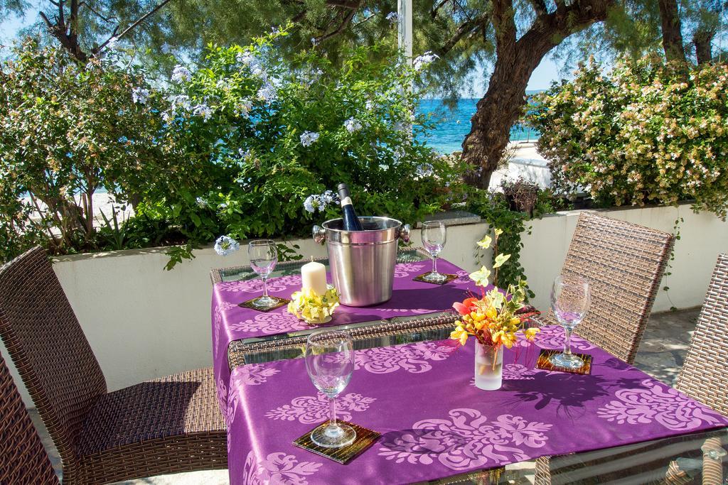 Beach Guesthouse Mediteran Podstrana Exterior photo